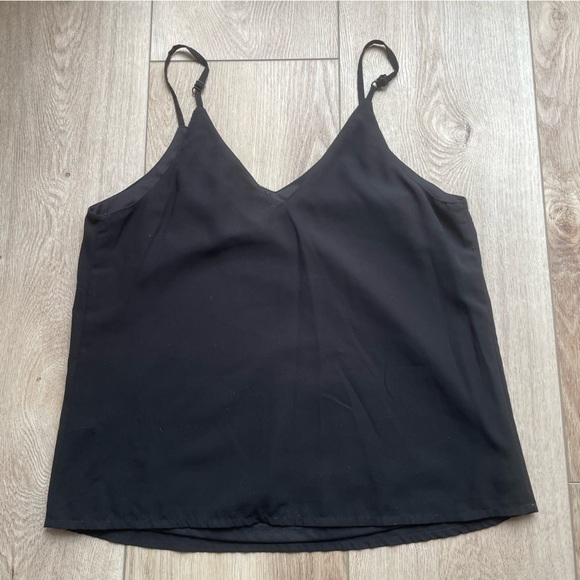 Matte, Drapey Tank Top - Picture 2 of 3